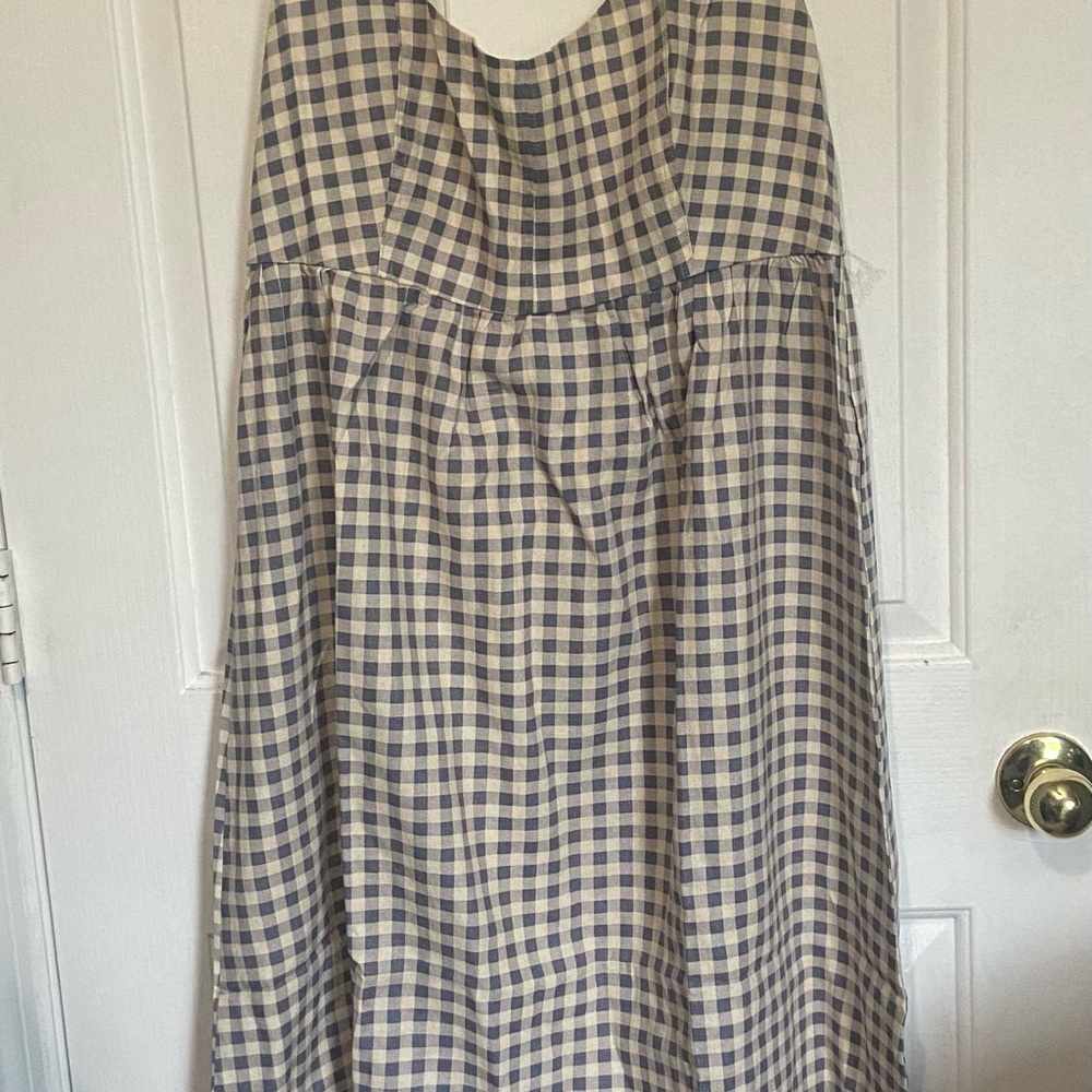 WeWoreWhat Black and Tan Sleeveless Sundress - Picture 2 of 5